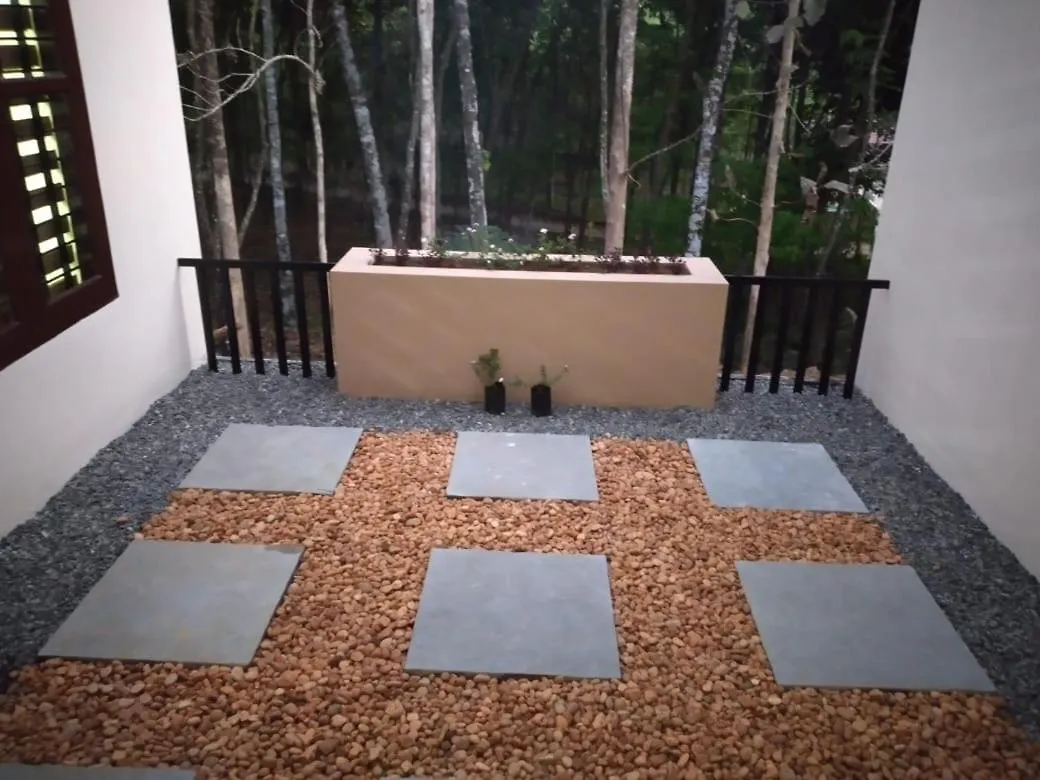 Tropical Villa With A View Vennikulam